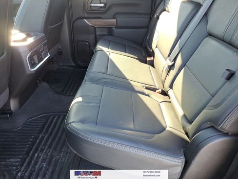 Used 2022 Chevrolet Silverado 3500 High Country image 9