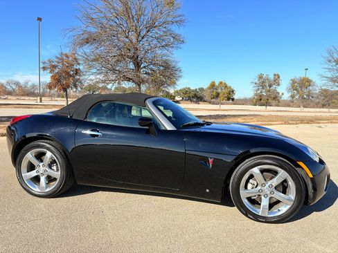 Used 2006 Pontiac Solstice 2dr Convertible w/ Premium Package image 52