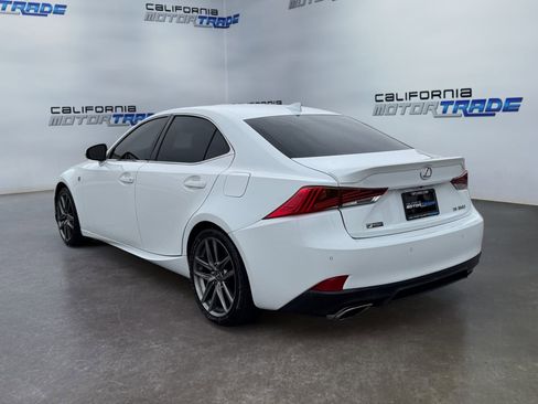 Used 2020 Lexus IS 300 F Sport w/ F Sport Package image 7