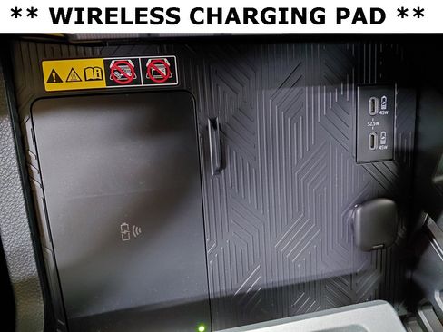 Used 2025 Toyota 4Runner Trailhunter image 13