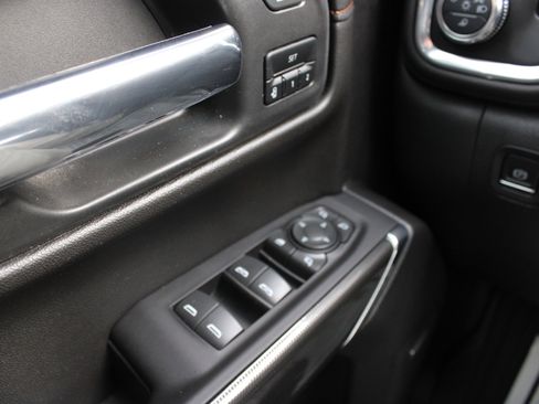 Used 2022 GMC Sierra 1500 AT4 w/ AT4 Premium Package image 28