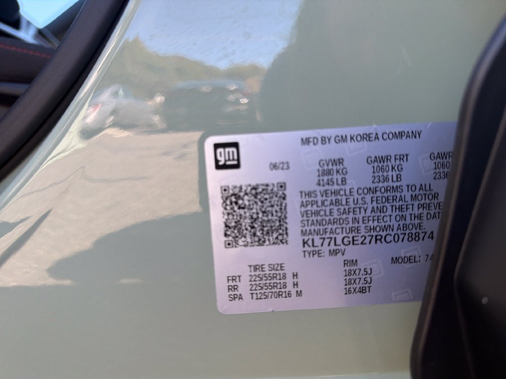 Used 2024 Chevrolet Trax RS w/ Driver Confidence Package FWD image 29