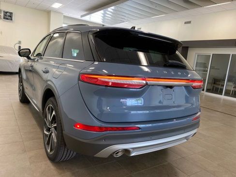 New 2025 Lincoln Corsair Reserve w/ Equipment Group 202A image 5