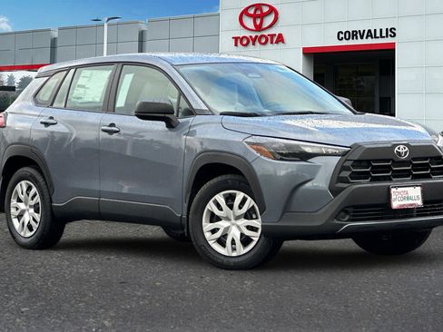 New 2026 Toyota Corolla Cross L image 2