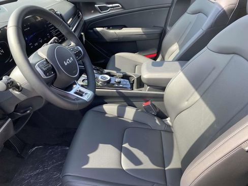 New 2024 Kia Sportage EX w/ EX Premium Package AWD/4WD image 13