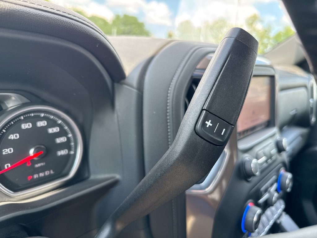 Used 2022 Chevrolet Silverado 3500 High Country AWD/4WD image 18
