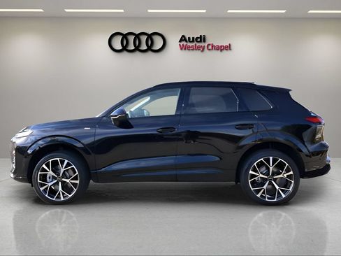 New 2026 Audi Q3 quattro 2.0T AWD/4WD image 2