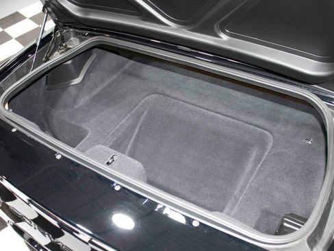 Used 2002 Chevrolet Corvette Z06 w/ Memory Pkg image 3