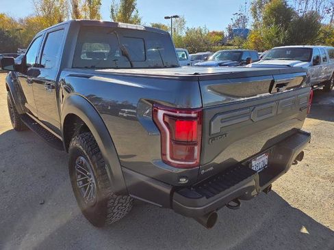 Certified 2019 Ford F150 Raptor w/ Equipment Group 802A Luxury image 3