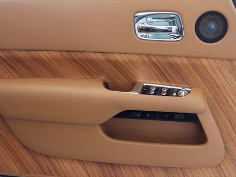 Certified 2016 Rolls-Royce Wraith RWD image 12