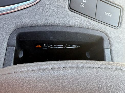 Used 2024 Cadillac XT6 Premium Luxury AWD/4WD image 26