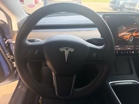Used 2022 Tesla Model 3 RWD image 14