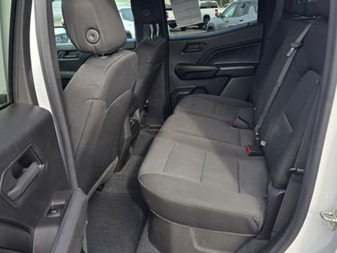 Used 2023 Chevrolet Colorado Trail Boss w/ Advanced Trailering Package image 12