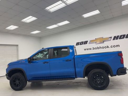 Used 2022 Chevrolet Silverado 1500 ZR2 AWD/4WD image 8