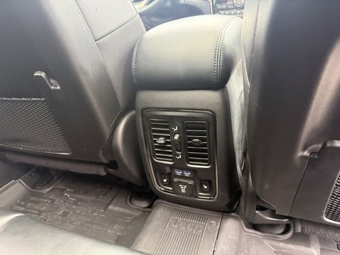 Used 2021 Jeep Grand Cherokee High Altitude image 38