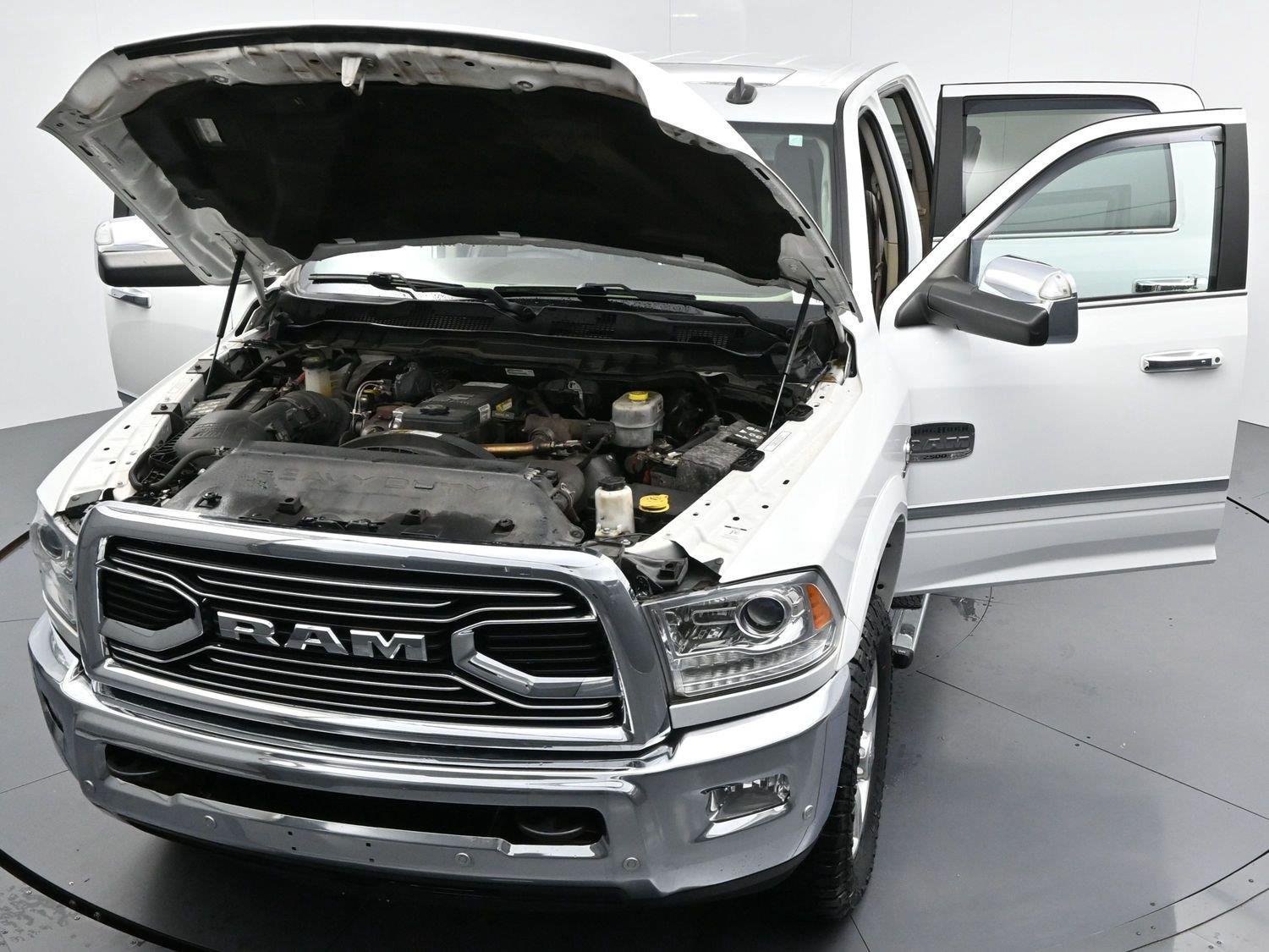 Used 2018 RAM 2500 Longhorn w/ Convenience Group AWD/4WD image 45