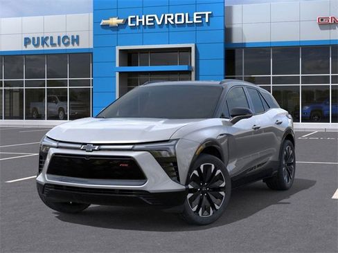 New 2026 Chevrolet Blazer EV RS image 6