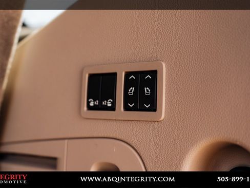 Used 2016 Cadillac Escalade Luxury AWD/4WD image 51