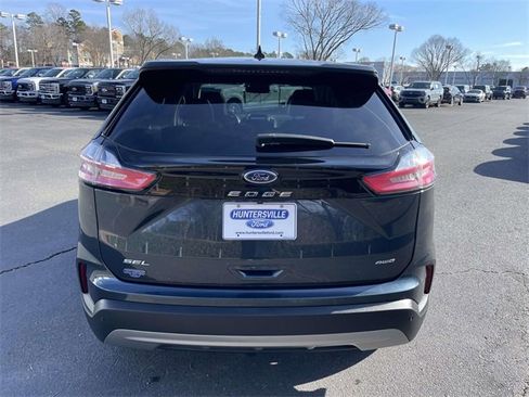 Used 2023 Ford Edge SEL w/ Convenience Package image 5