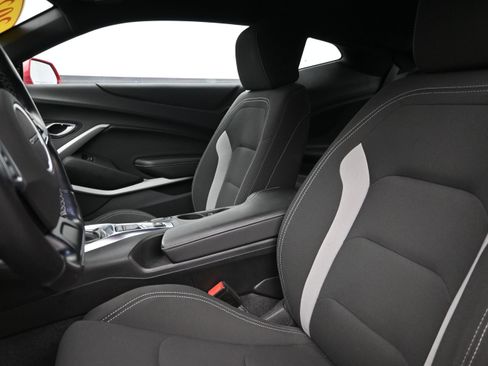 Used 2021 Chevrolet Camaro LS RWD image 11