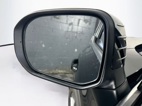 Used 2025 Kia Telluride LX FWD image 16