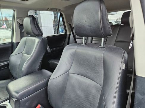 Used 2015 Toyota 4Runner Limited image 13