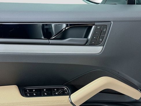 New 2026 Porsche Cayenne AWD/4WD image 20