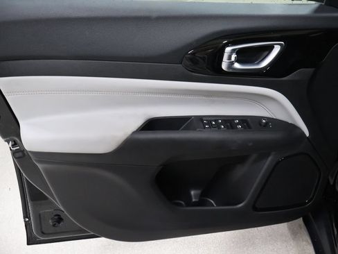 New 2026 Jeep Compass Limited AWD/4WD image 11