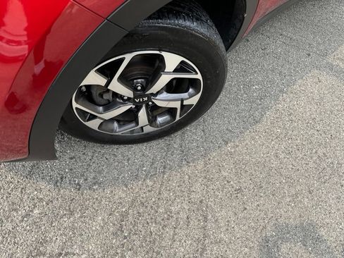 Used 2020 Kia Sportage LX AWD/4WD image 2