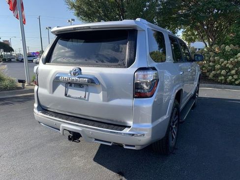 Used 2022 Toyota 4Runner Limited image 8
