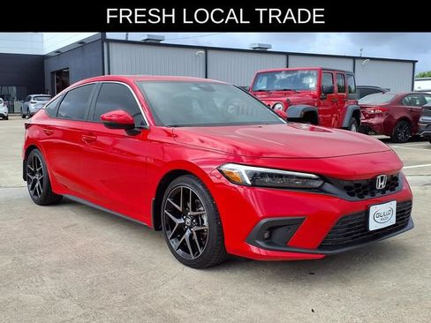 Used 2024 Honda Civic Sport Touring image 4