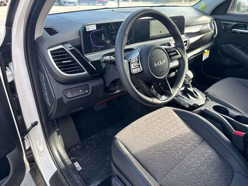 New 2026 Kia Seltos S FWD image 22