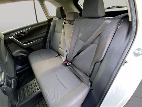 Used 2023 Toyota RAV4 LE FWD image 20
