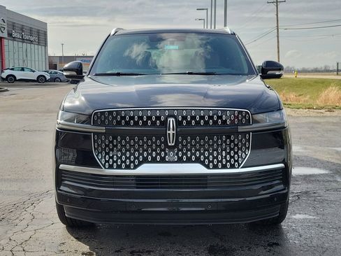 New 2026 Lincoln Navigator L Reserve image 2