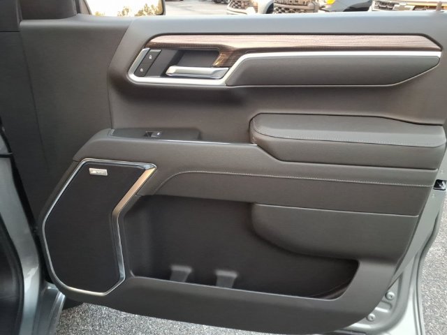 New 2026 Chevrolet Silverado 1500 RST w/ Safety Package AWD/4WD image 14