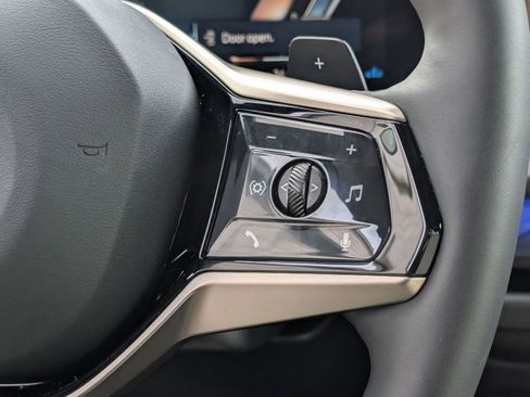 Used 2025 BMW X3 xDrive30i image 23