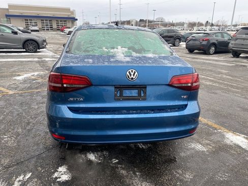 Used 2016 Volkswagen Jetta S image 3