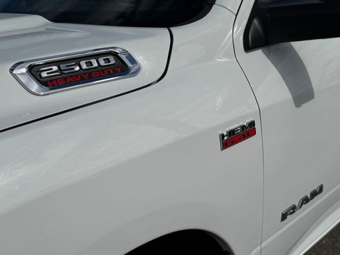 Used 2019 RAM 2500 Tradesman w/ Chrome Appearance Group image 9