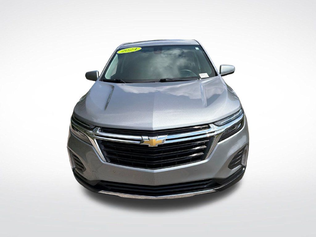 Used 2024 Chevrolet Equinox LT FWD image 9