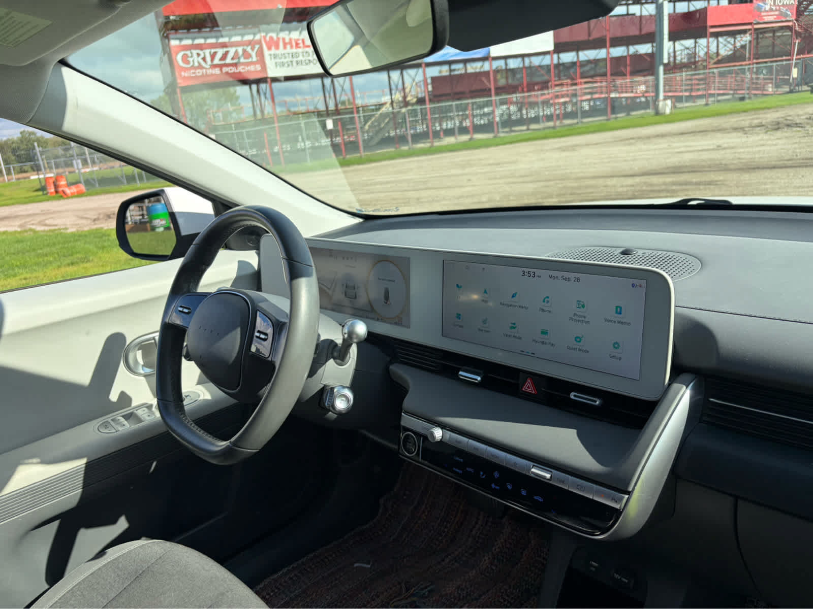 Used 2022 Hyundai Ioniq 5 SE RWD image 17