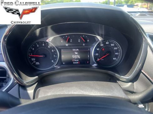 Used 2023 Chevrolet Equinox RS w/ RS Leather Package FWD image 18