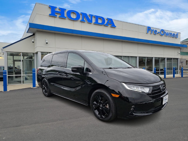 Used 2023 Honda Odyssey Sport image 3
