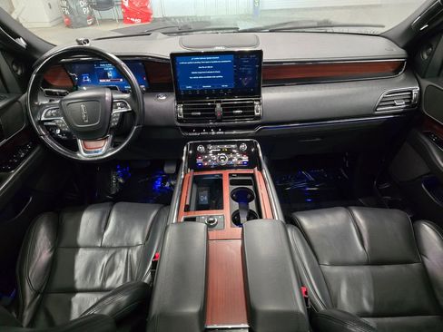 Used 2023 Lincoln Navigator L Reserve RWD image 39