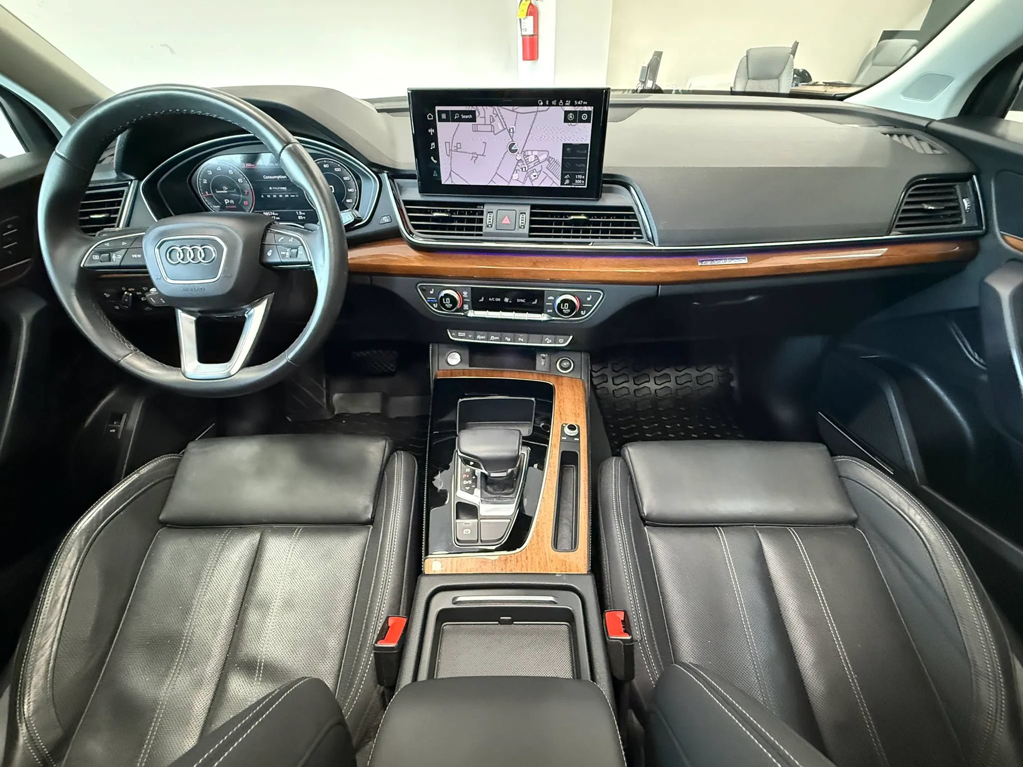 Used 2022 Audi Q5 2.0T Prestige w/ Prestige Package AWD/4WD image 28