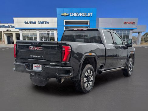 Used 2026 GMC Sierra 2500 Denali w/ Denali Reserve Package AWD/4WD image 8