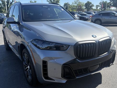 Used 2026 BMW X5 xDrive40i AWD/4WD image 2