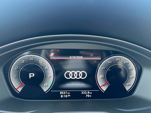 Used 2025 Audi Q5 Premium w/ Convenience Plus Package image 11