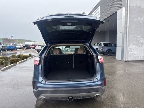 Used 2019 Ford Edge SEL w/ Equipment Group 201A image 7