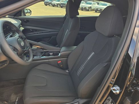 New 2026 Hyundai Elantra SEL Sport Premium FWD image 16