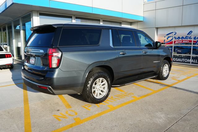 Used 2021 Chevrolet Suburban LS AWD/4WD image 34